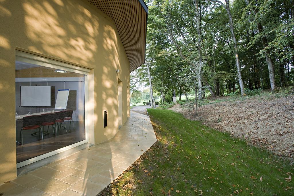Logis Hotel Parenthese, Restaurant & Spa Chille Exterior photo